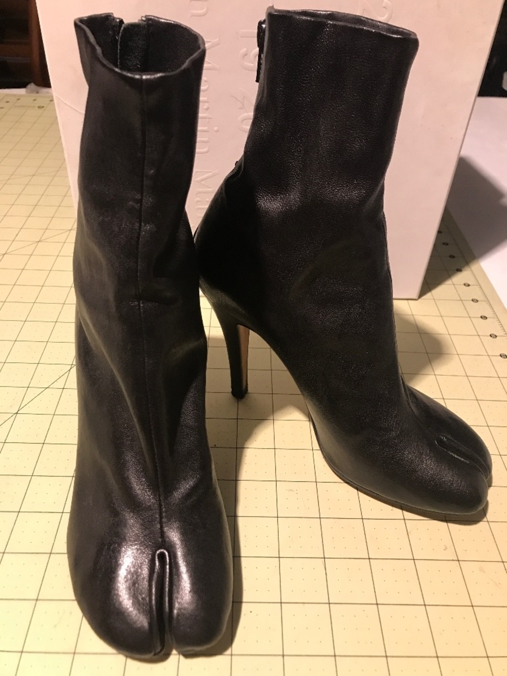 Maison Martin margiela tabi  boots black lamb leather 37.5 excellent